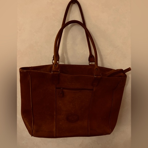 Eddie Bauer Handbags - Vintage Eddie Bauer Genuine Leather X-Large Zipper Top Tote